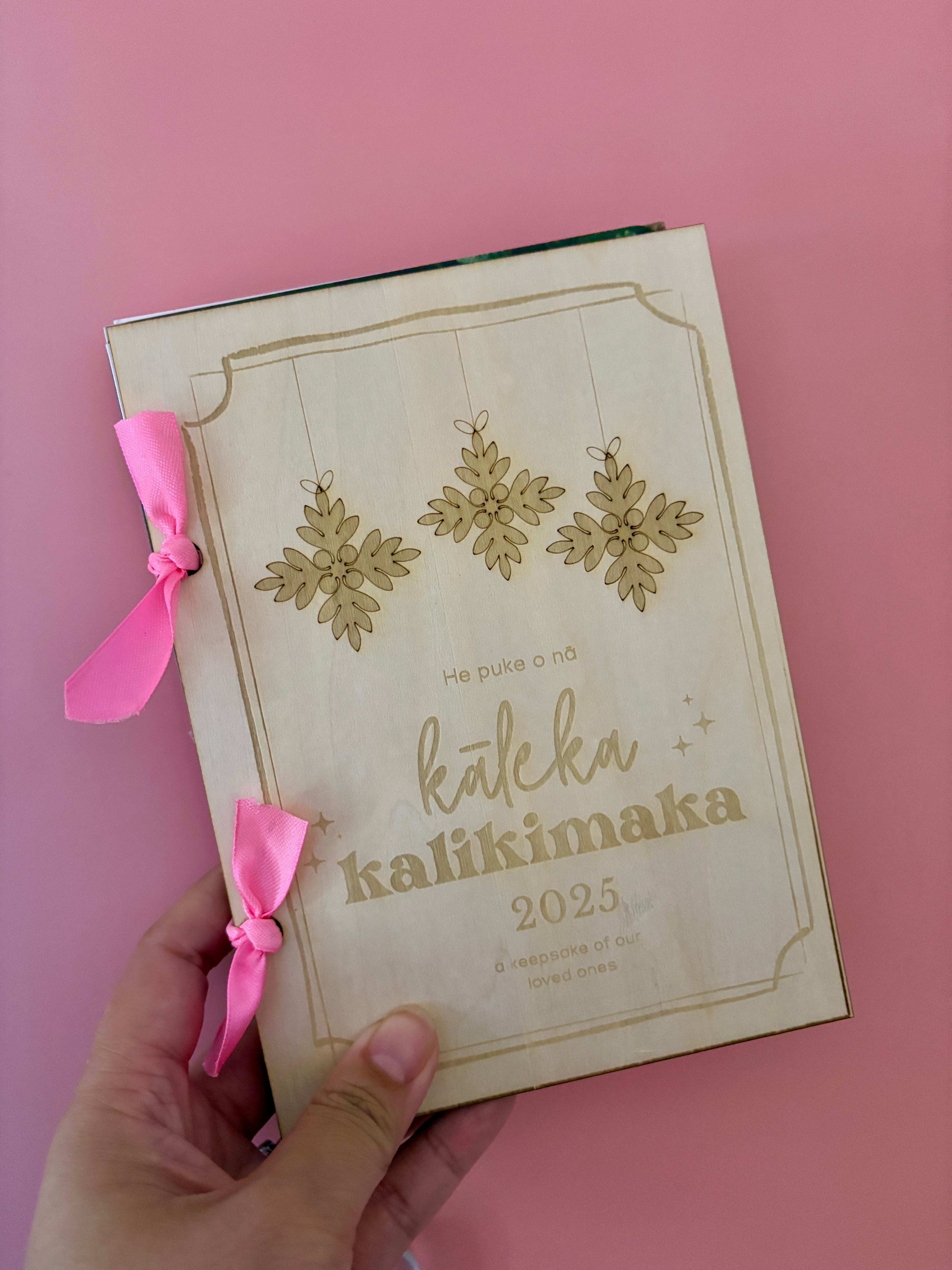 Puke Kāleka Kalikimaka